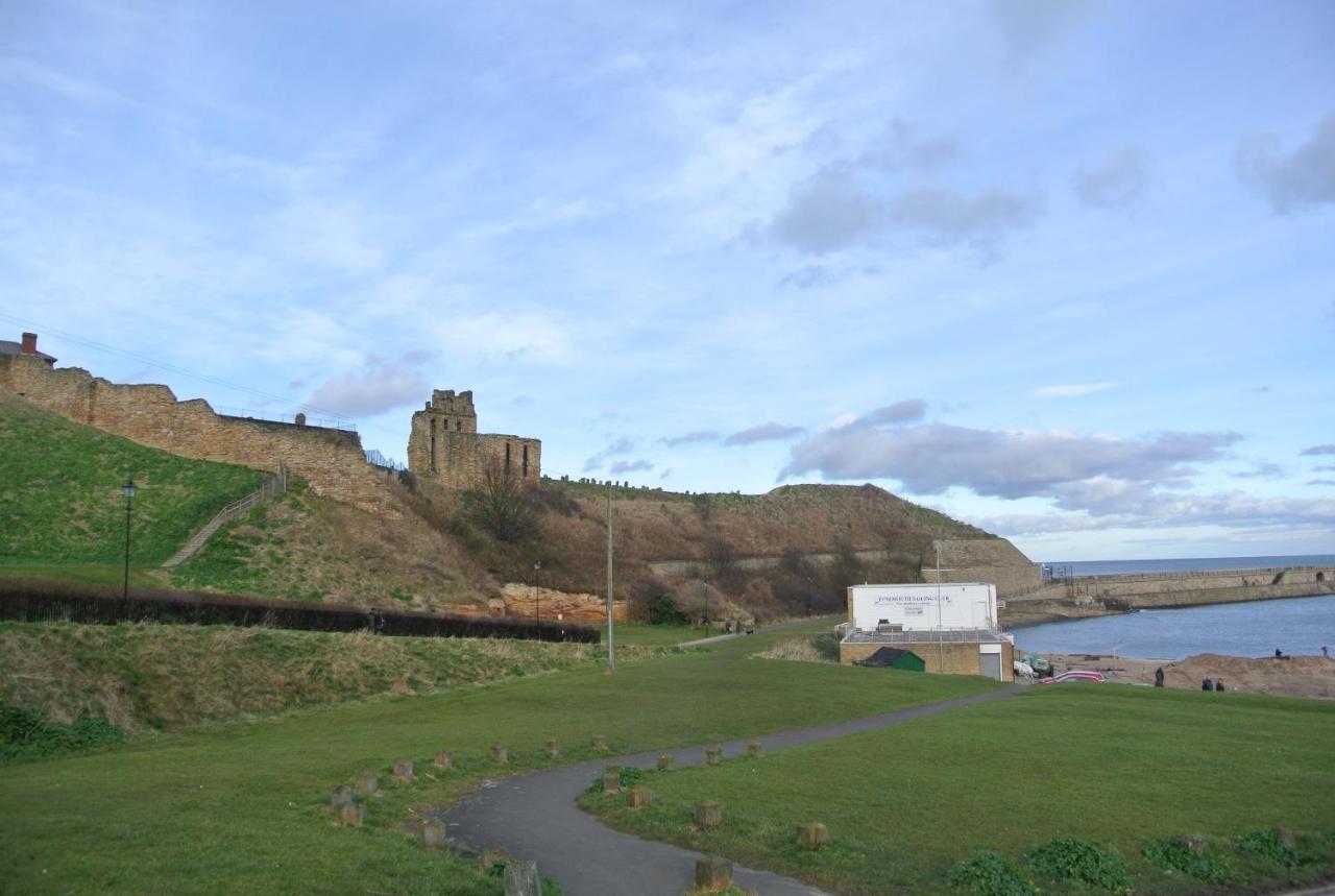 The Beach Front Apartment, Amazing Frontline Sea Views Tynemouth Exterior photo