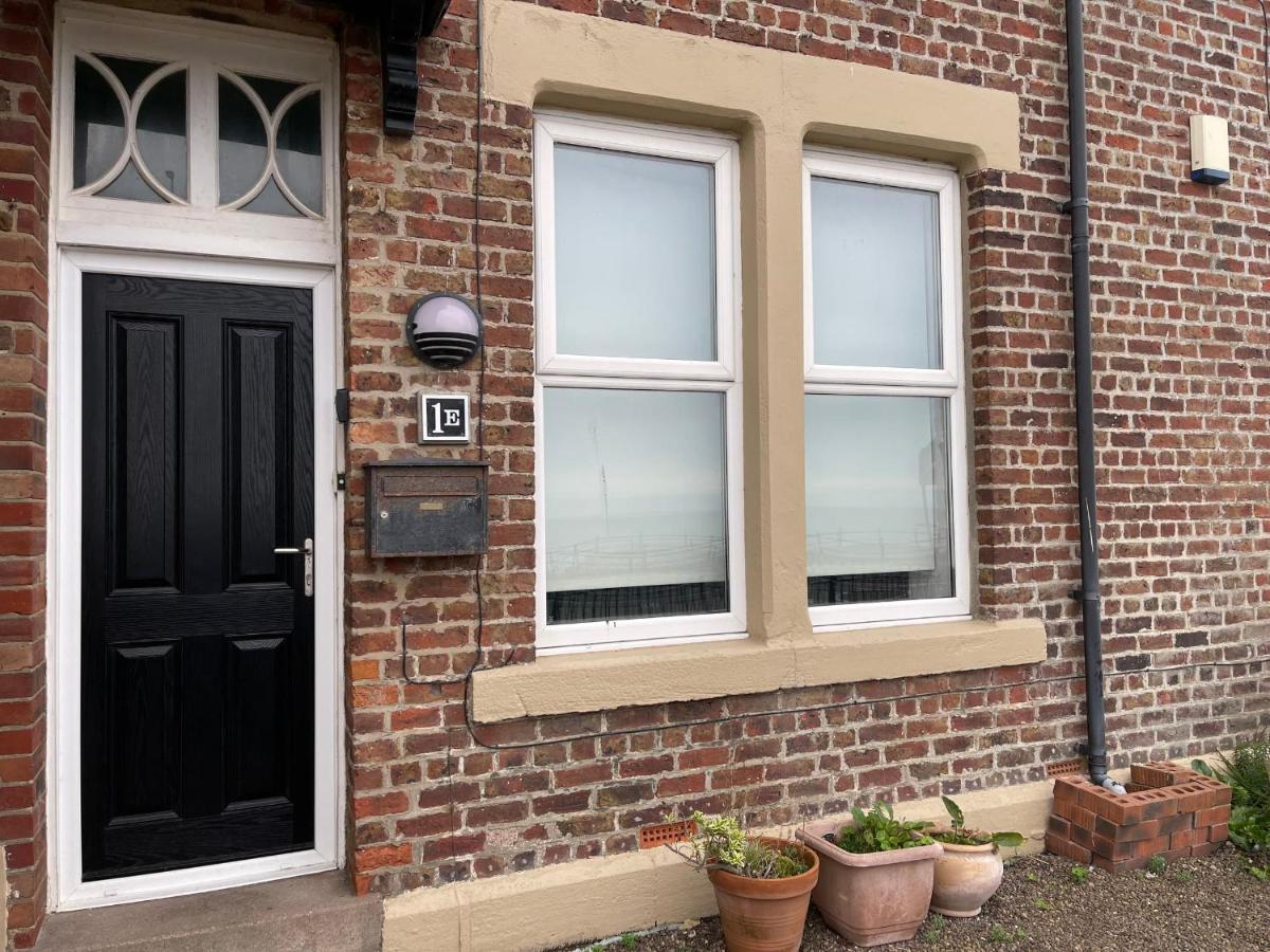 The Beach Front Apartment, Amazing Frontline Sea Views Tynemouth Exterior photo